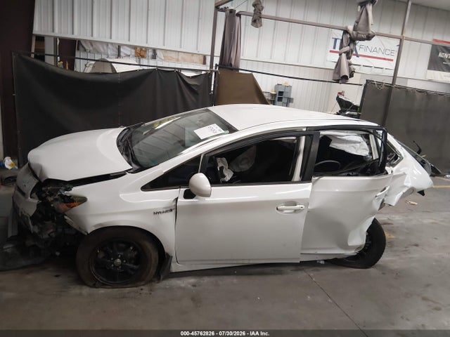 JTDKN3DU0F0481899 Toyota Prius
