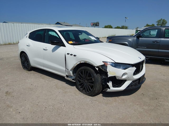 Продажа на аукционе авто 2019 Maserati Levante Gransport, vin: ZN661XUS4KX333323, номер лота: 45762839