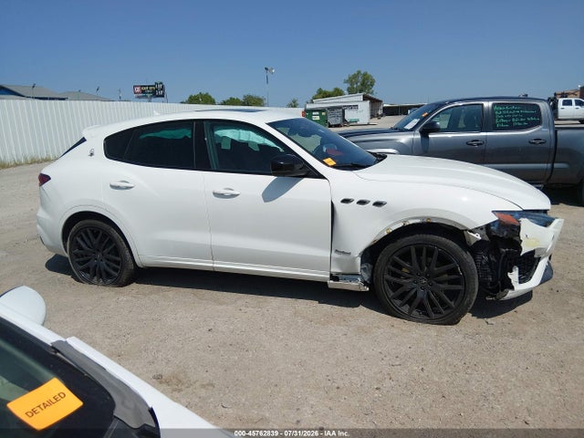 Продажа на аукционе авто 2019 Maserati Levante Gransport, vin: ZN661XUS4KX333323, номер лота: 45762839