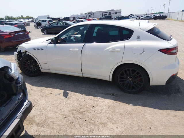 Продажа на аукционе авто 2019 Maserati Levante Gransport, vin: ZN661XUS4KX333323, номер лота: 45762839