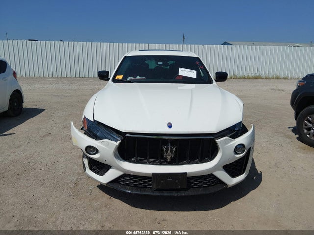 Продажа на аукционе авто 2019 Maserati Levante Gransport, vin: ZN661XUS4KX333323, номер лота: 45762839