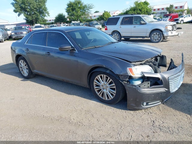 45762843 :رقم المزاد ، 2C3CCARG2DH543284 vin ، 2013 Chrysler 300 Motown مزاد بيع