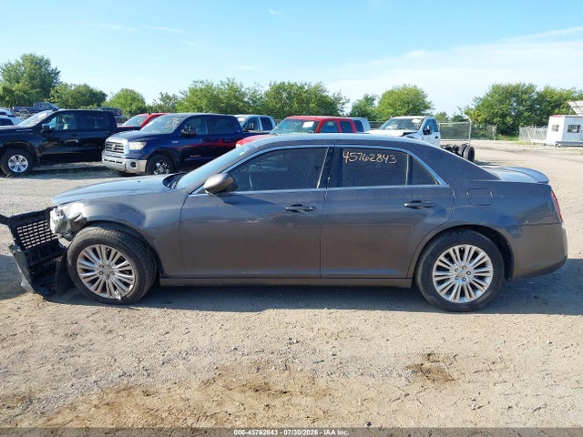 Auction sale of the 2013 Chrysler 300 Motown, vin: 2C3CCARG2DH543284, lot number: 45762843