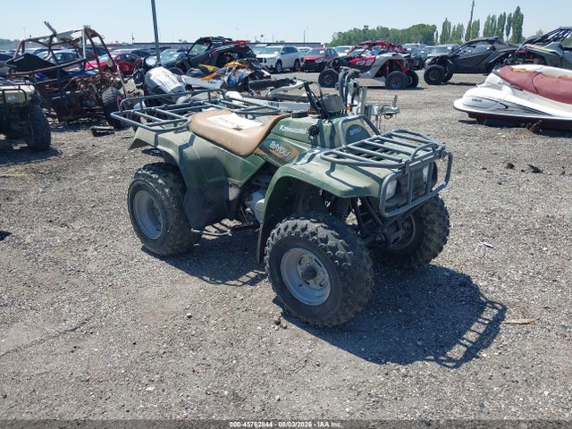 45762844 :رقم المزاد ، JKBLFBA18WB736718 vin ، 1998 Kawasaki Klf220 مزاد بيع