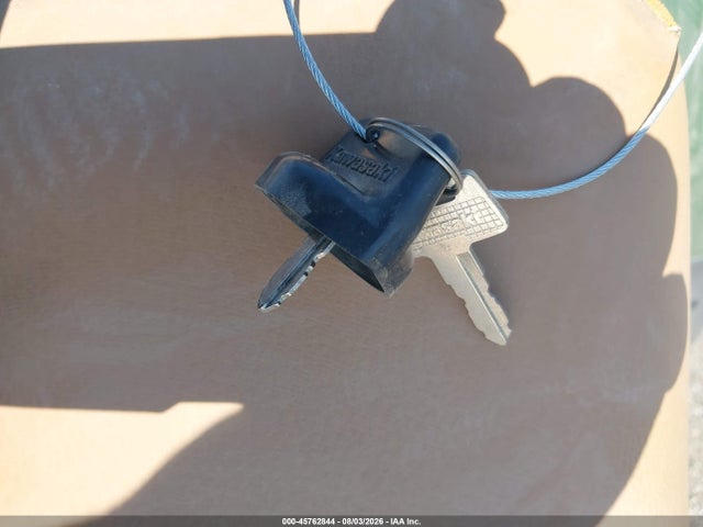 45762844 :رقم المزاد ، JKBLFBA18WB736718 vin ، 1998 Kawasaki Klf220 مزاد بيع