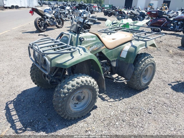 45762844 :رقم المزاد ، JKBLFBA18WB736718 vin ، 1998 Kawasaki Klf220 مزاد بيع