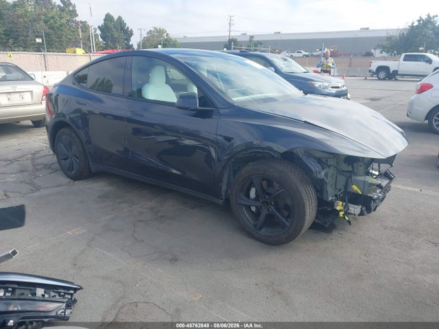 2026 Tesla Model Y Premium Rear-wheel Drive/rear-wheel Drive მანქანა იყიდება აუქციონზე, vin: 7SAYGDED4TF397979, აუქციონის ნომერი: 45762848