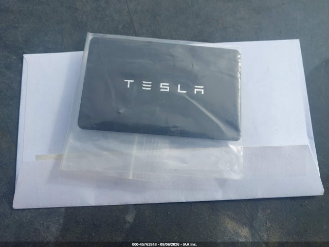 2026 Tesla Model Y Premium Rear-wheel Drive/rear-wheel Drive მანქანა იყიდება აუქციონზე, vin: 7SAYGDED4TF397979, აუქციონის ნომერი: 45762848