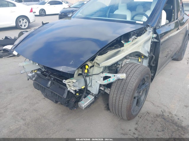 2026 Tesla Model Y Premium Rear-wheel Drive/rear-wheel Drive მანქანა იყიდება აუქციონზე, vin: 7SAYGDED4TF397979, აუქციონის ნომერი: 45762848
