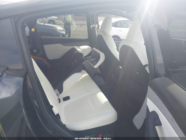 2026 Tesla Model Y Premium Rear-wheel Drive/rear-wheel Drive მანქანა იყიდება აუქციონზე, vin: 7SAYGDED4TF397979, აუქციონის ნომერი: 45762848