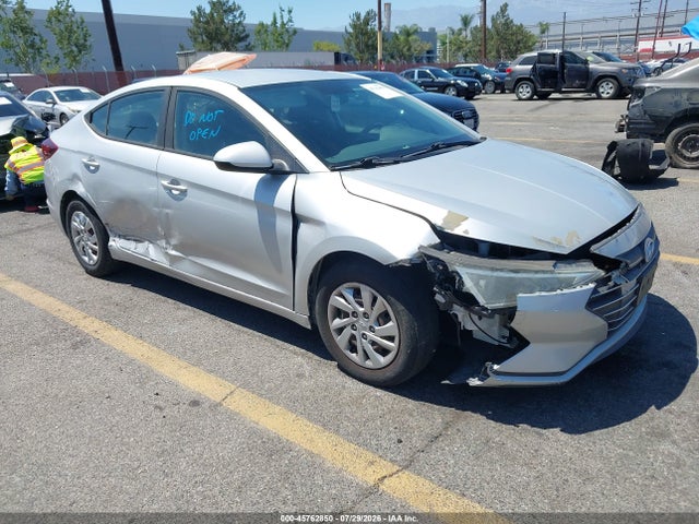Hyundai ELANTRA SE 2019 5NPD74LF3KH492940 главное изображение