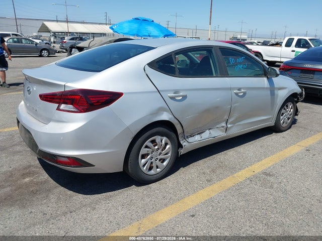 Hyundai ELANTRA SE 2019 5NPD74LF3KH492940 Image 4