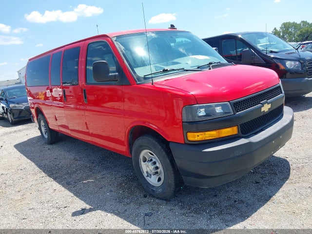 45762873 :رقم المزاد ، 1GAZGNFP5M1152417 vin ، 2021 Chevrolet Express Passenger Rwd 3500 Extended Wheelbase Ls مزاد بيع