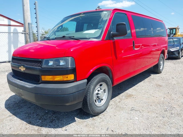 45762873 :رقم المزاد ، 1GAZGNFP5M1152417 vin ، 2021 Chevrolet Express Passenger Rwd 3500 Extended Wheelbase Ls مزاد بيع