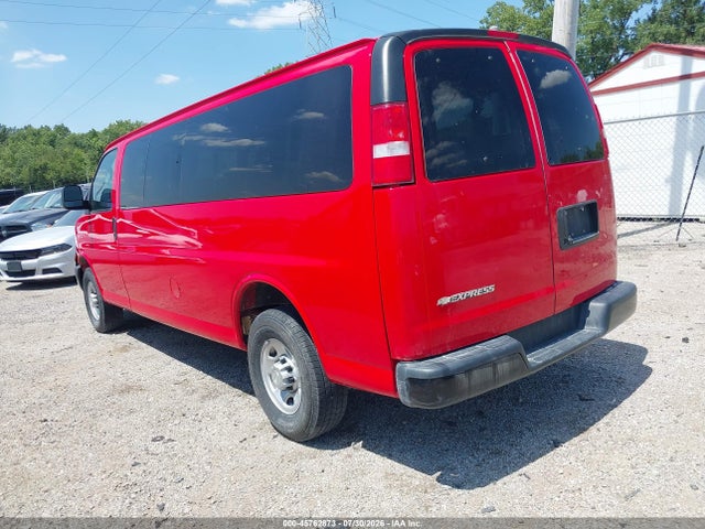 45762873 :رقم المزاد ، 1GAZGNFP5M1152417 vin ، 2021 Chevrolet Express Passenger Rwd 3500 Extended Wheelbase Ls مزاد بيع