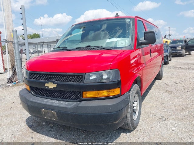 45762873 :رقم المزاد ، 1GAZGNFP5M1152417 vin ، 2021 Chevrolet Express Passenger Rwd 3500 Extended Wheelbase Ls مزاد بيع
