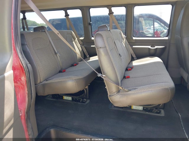 45762873 :رقم المزاد ، 1GAZGNFP5M1152417 vin ، 2021 Chevrolet Express Passenger Rwd 3500 Extended Wheelbase Ls مزاد بيع