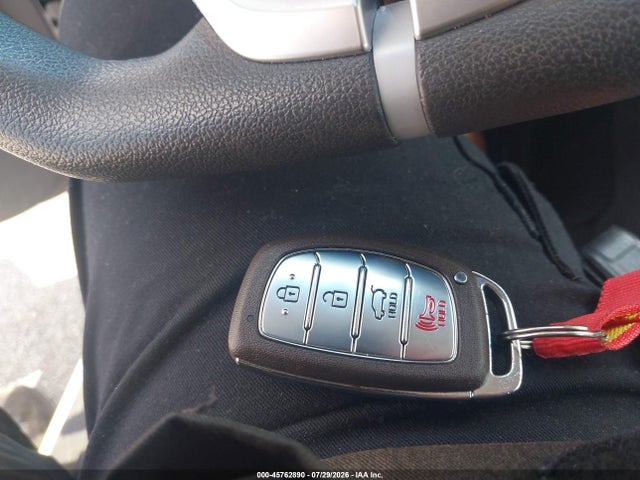 Продаж на аукціоні авто 2018 Hyundai Ioniq Hybrid Blue, vin: KMHC65LC7JU076318, номер лоту: 45762890