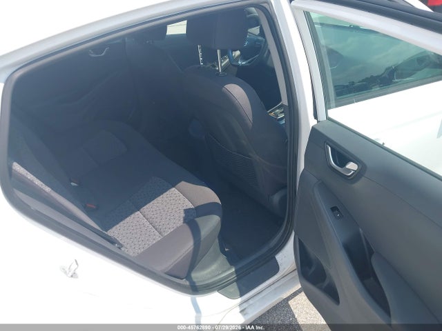 Продаж на аукціоні авто 2018 Hyundai Ioniq Hybrid Blue, vin: KMHC65LC7JU076318, номер лоту: 45762890