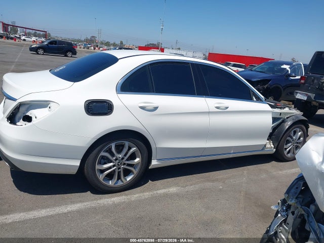 Aukcja sprzedaży 2018 Mercedes-benz C 300, vin: 55SWF4JB5JU273324, numer aukcji: 45762898