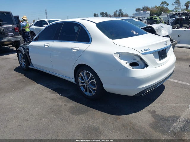 Aukcja sprzedaży 2018 Mercedes-benz C 300, vin: 55SWF4JB5JU273324, numer aukcji: 45762898