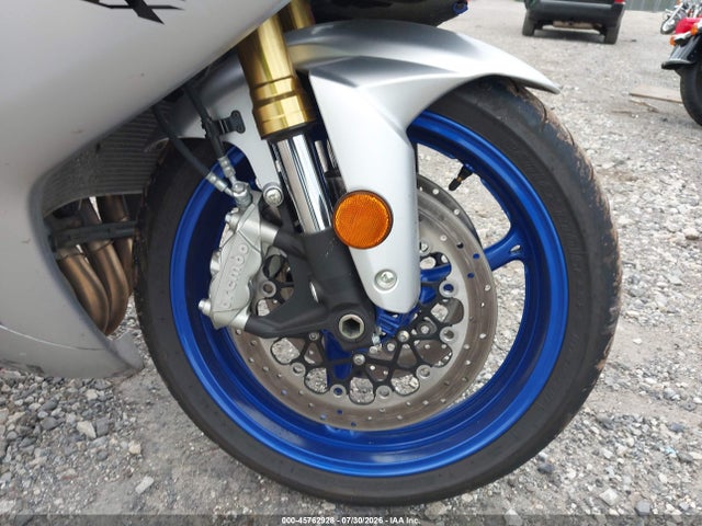 Suzuki GSX-R750 2026 JS1GR7MA9T7100619 Image 18