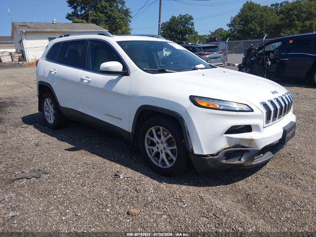 Продажа на аукционе авто 2015 Jeep Cherokee Latitude, vin: 1C4PJLCB4FW628000, номер лота: 45762932