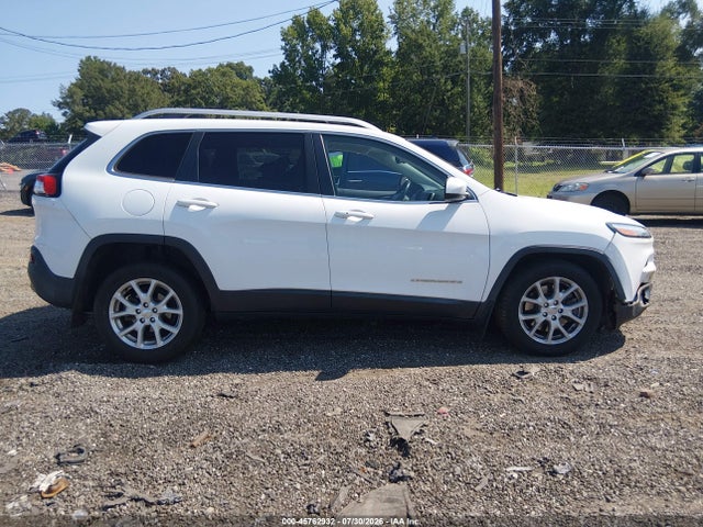 Продажа на аукционе авто 2015 Jeep Cherokee Latitude, vin: 1C4PJLCB4FW628000, номер лота: 45762932