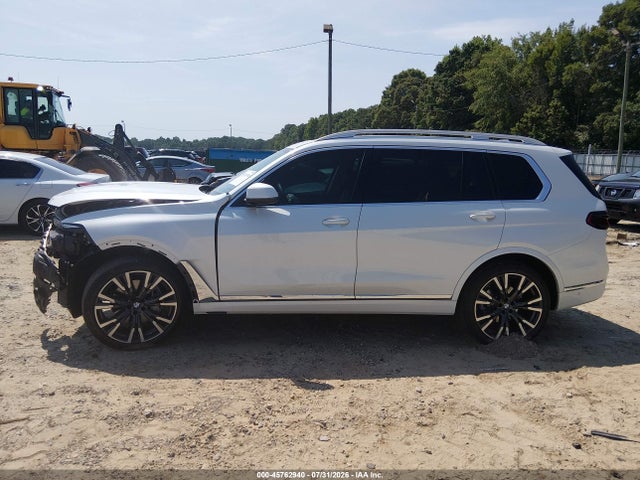 45762940 :رقم المزاد ، 5UX23EM08R9W15684 vin ، 2024 Bmw X7 Xdrive40i مزاد بيع