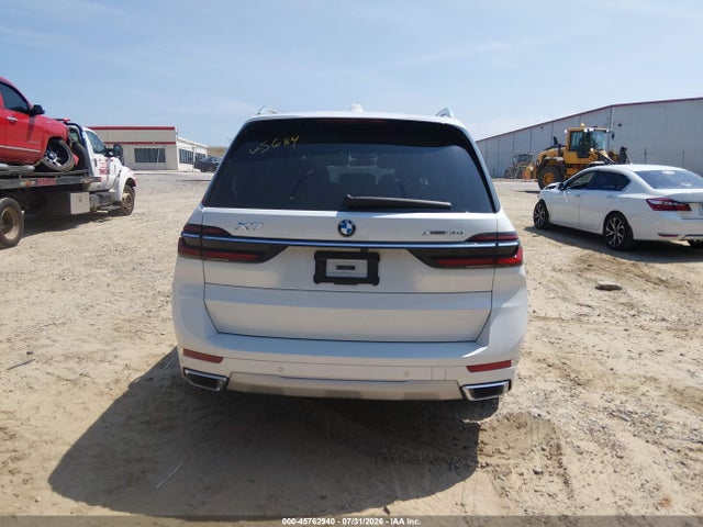 45762940 :رقم المزاد ، 5UX23EM08R9W15684 vin ، 2024 Bmw X7 Xdrive40i مزاد بيع