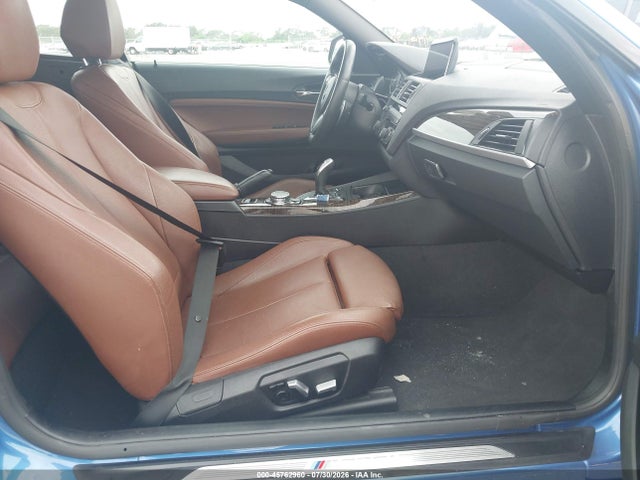45762960 :رقم المزاد ، WBA1M1C53GV394593 vin ، 2016 Bmw M235i مزاد بيع