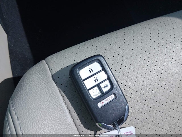 Продажа на аукционе авто 2017 Honda Accord Ex-l V6, vin: 1HGCR3F01HA025704, номер лота: 45762977