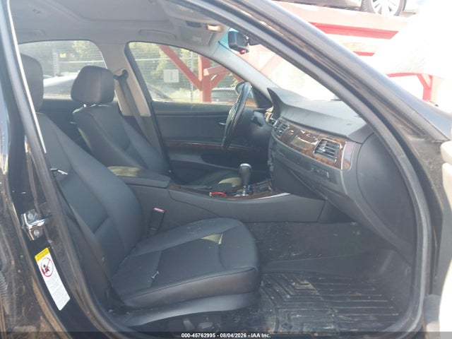 2006 Bmw 325i მანქანა იყიდება აუქციონზე, vin: WBAVB13536PT21122, აუქციონის ნომერი: 45762995