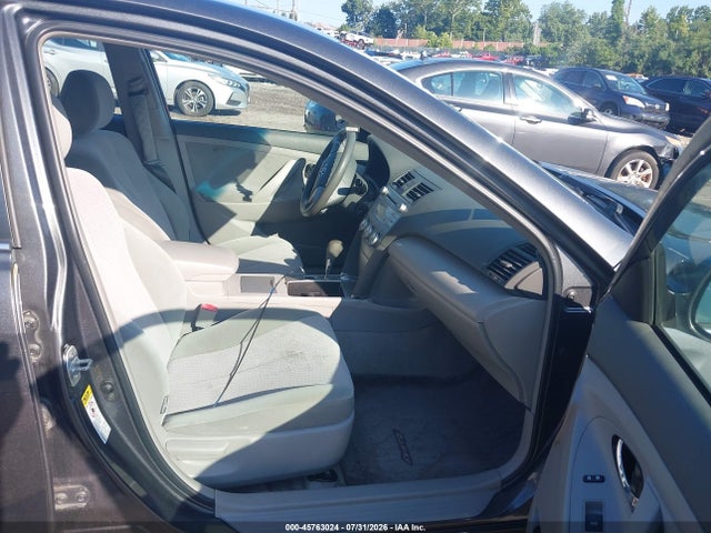 Продажа на аукционе авто 2011 Toyota Camry Le, vin: 4T1BF3EK4BU153233, номер лота: 45763024