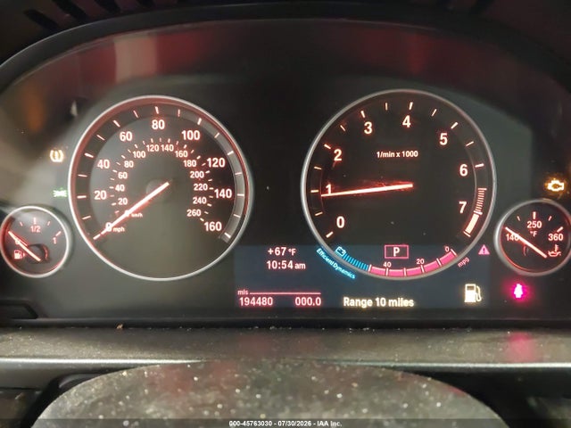 2013 Bmw 528i Xdrive მანქანა იყიდება აუქციონზე, vin: WBAXH5C57DDW15085, აუქციონის ნომერი: 45763030