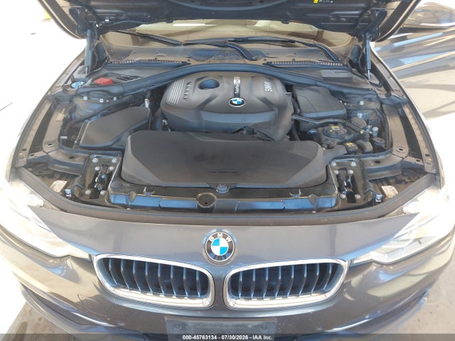 BMW 330i Xdrive 2017 WBA8D9C55HK678307 Image 10