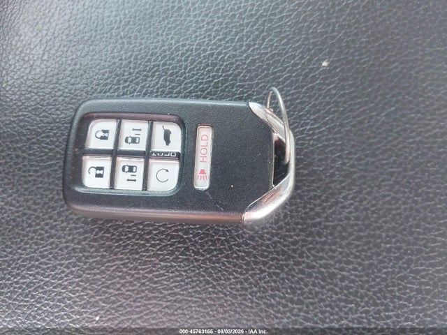 45763165 :رقم المزاد ، 5FNRL6H8XNB039408 vin ، 2022 Honda Odyssey Touring مزاد بيع