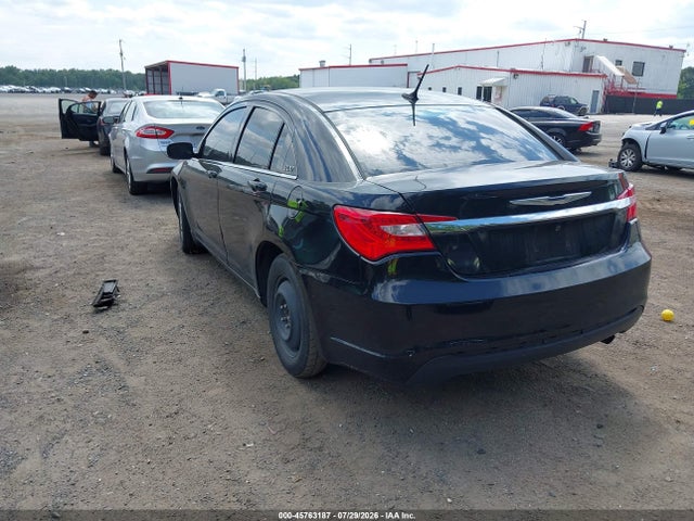 45763187 :رقم المزاد ، 1C3CCBAB8DN641247 vin ، 2013 Chrysler 200 Lx مزاد بيع