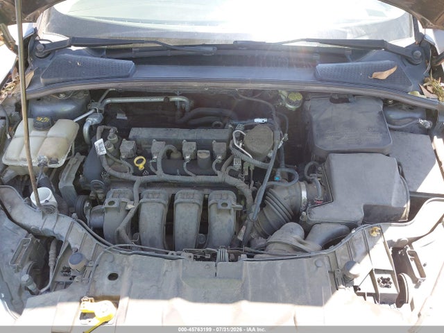 1FADP3K23FL288767 Ford FOCUS SE