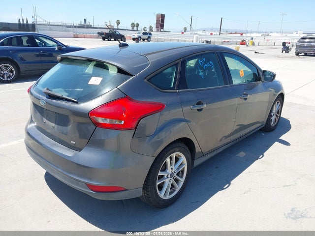 Ford FOCUS SE 2015 1FADP3K23FL288767 Image 4