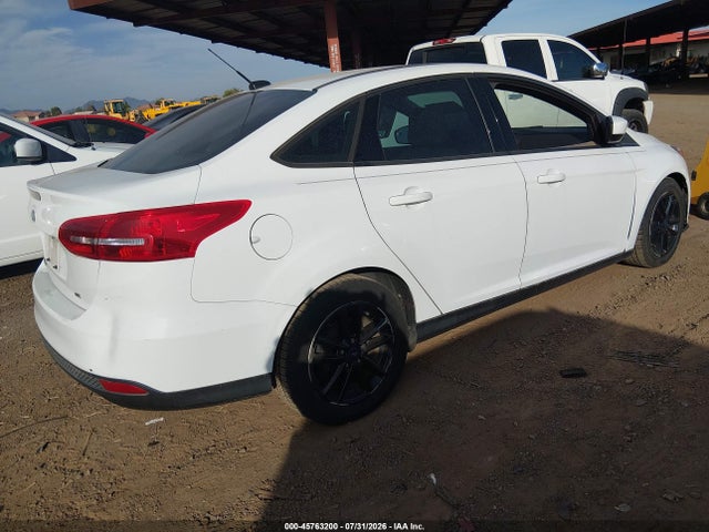 1FADP3F22JL211603 Ford FOCUS SE