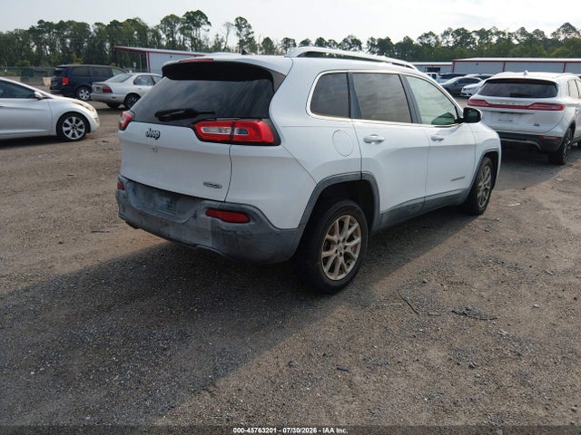 45763201 :رقم المزاد ، 1C4PJLCB0FW676822 vin ، 2015 Jeep Cherokee Latitude مزاد بيع