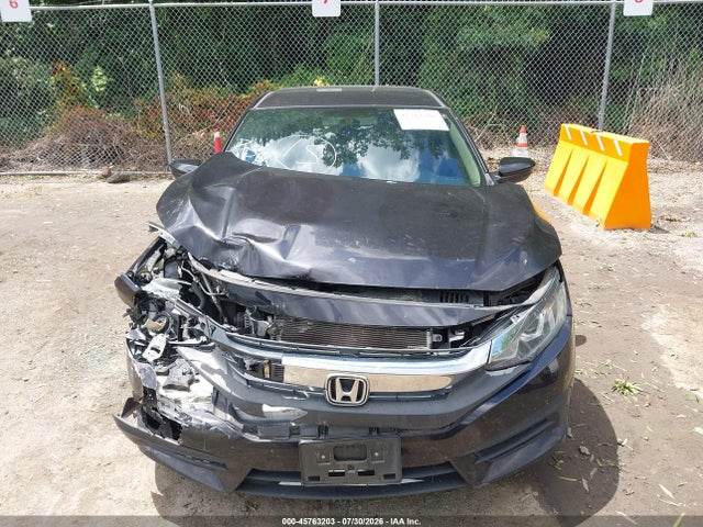 45763203 :رقم المزاد ، 2HGFC2F57JH509825 vin ، 2018 Honda Civic Lx مزاد بيع