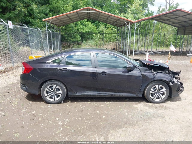 45763203 :رقم المزاد ، 2HGFC2F57JH509825 vin ، 2018 Honda Civic Lx مزاد بيع