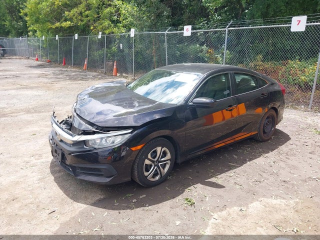 45763203 :رقم المزاد ، 2HGFC2F57JH509825 vin ، 2018 Honda Civic Lx مزاد بيع