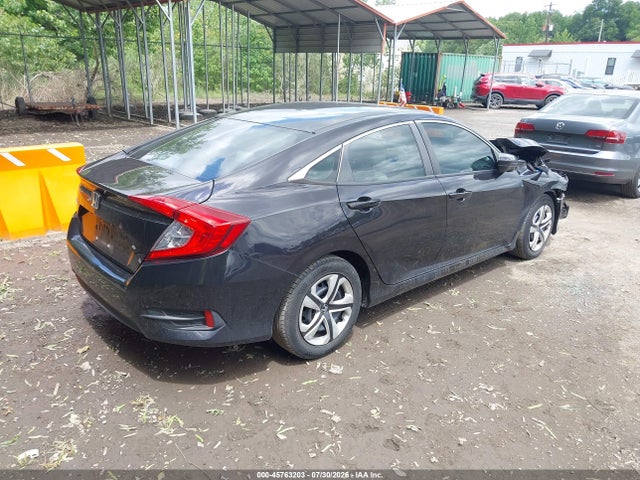 45763203 :رقم المزاد ، 2HGFC2F57JH509825 vin ، 2018 Honda Civic Lx مزاد بيع