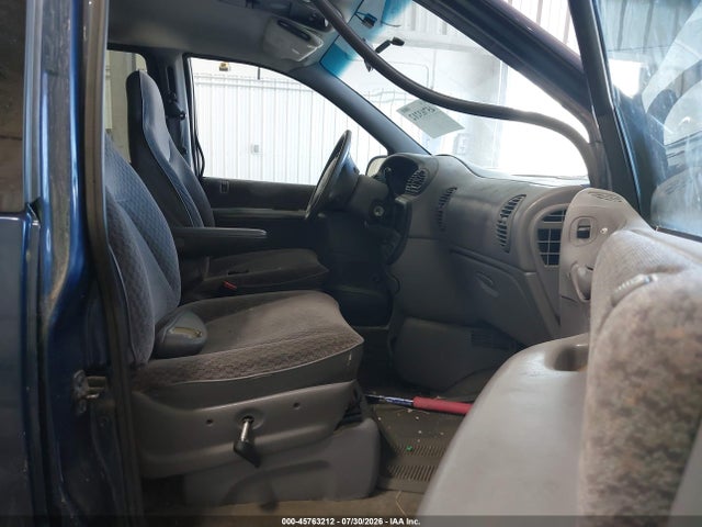 Продажа на аукционе авто 2000 Dodge Grand Caravan Se/sport, vin: 2b4gp44g8yr729547, номер лота: 45763212