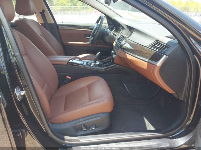 45763241 :رقم المزاد ، WBA5A7C58FD628289 vin ، 2015 Bmw 528i Xdrive مزاد بيع