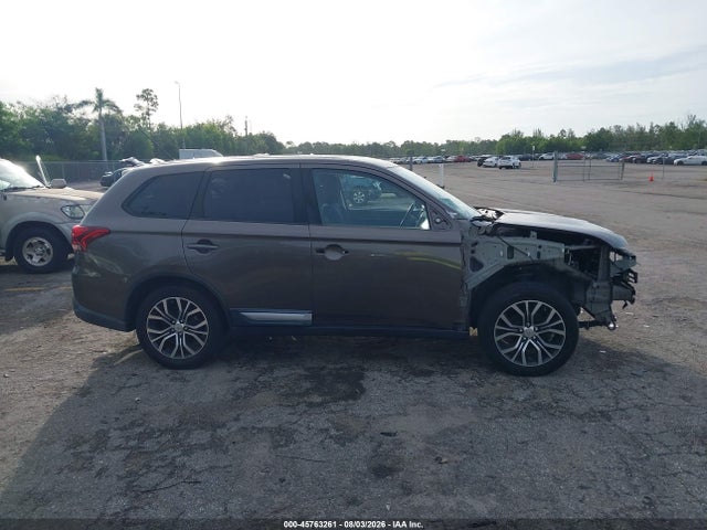 45763261 :رقم المزاد ، JA4AD3A33GZ003333 vin ، 2016 Mitsubishi Outlander Se مزاد بيع