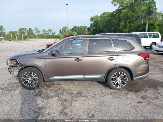 45763261 :رقم المزاد ، JA4AD3A33GZ003333 vin ، 2016 Mitsubishi Outlander Se مزاد بيع